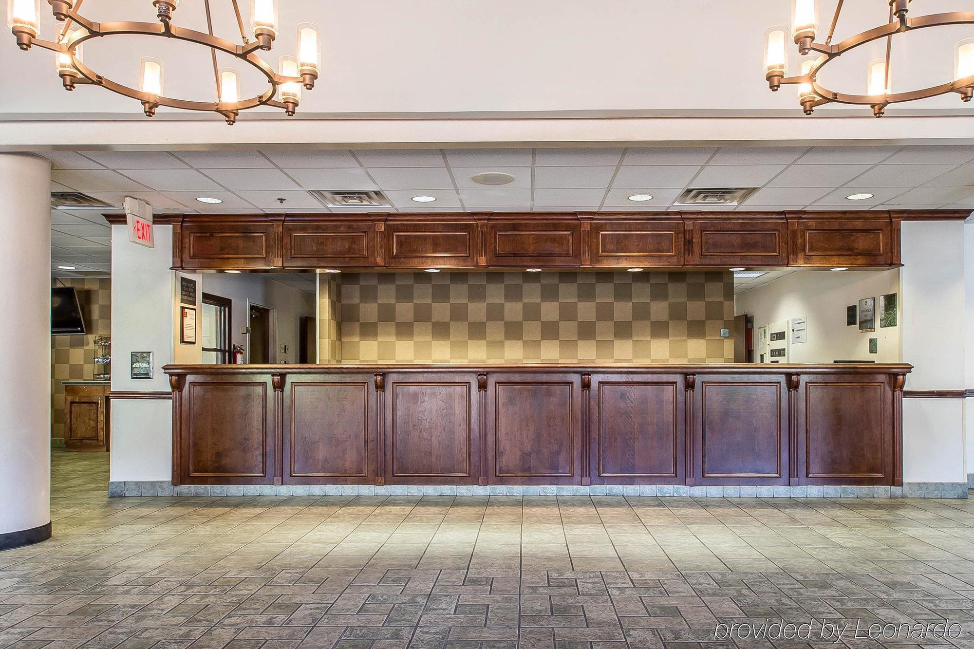 Black Bear Inn & Suites ガトリンバーグ エクステリア 写真