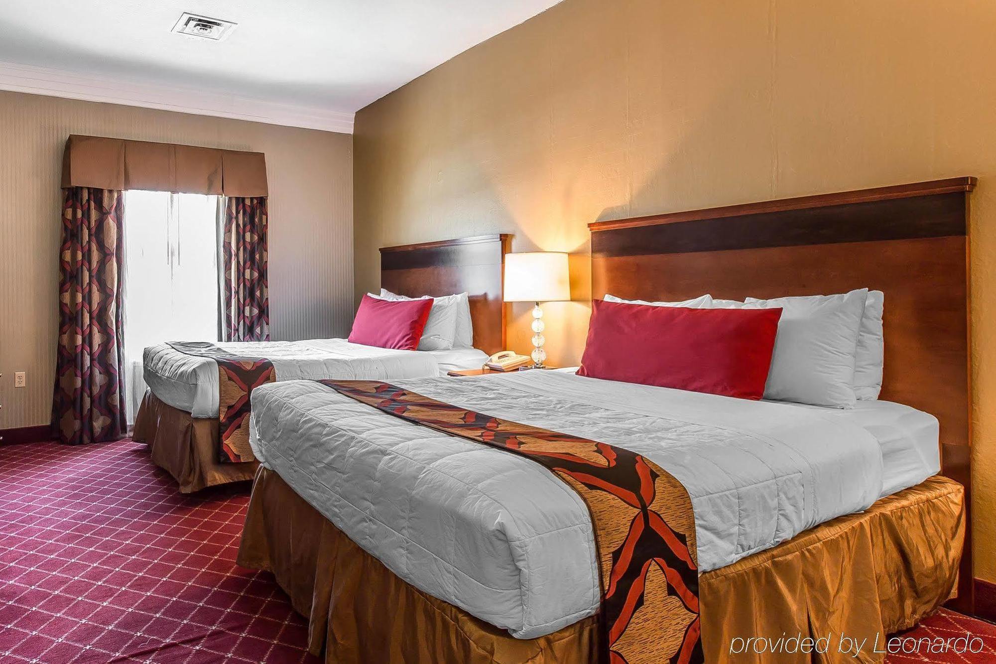 Black Bear Inn & Suites ガトリンバーグ エクステリア 写真